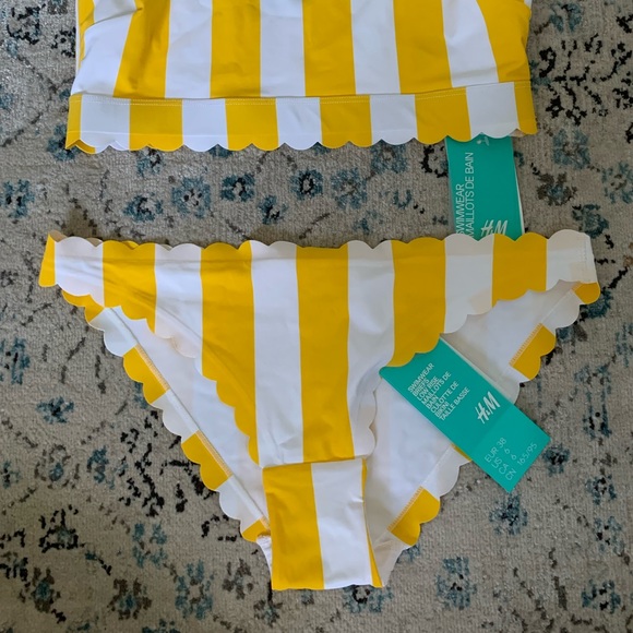 H&M Bikini - Picture 2 of 2